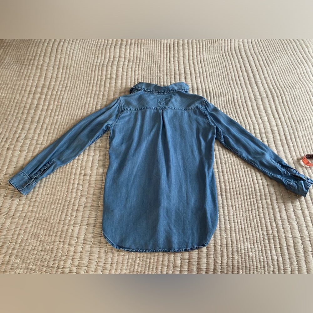 Rails- 100% lyocell Light Blue Denim Button-Down Shirt chambray women’s M pocket - Picture 16 of 16